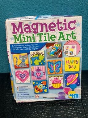 NEW IN BOX Magnetic Mini Tile Art Kit
